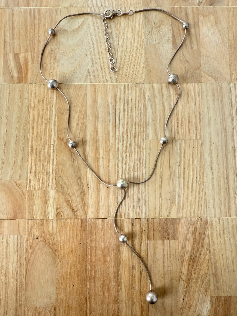 Dyadema 925 Sterling silver chain station ball bead necklace